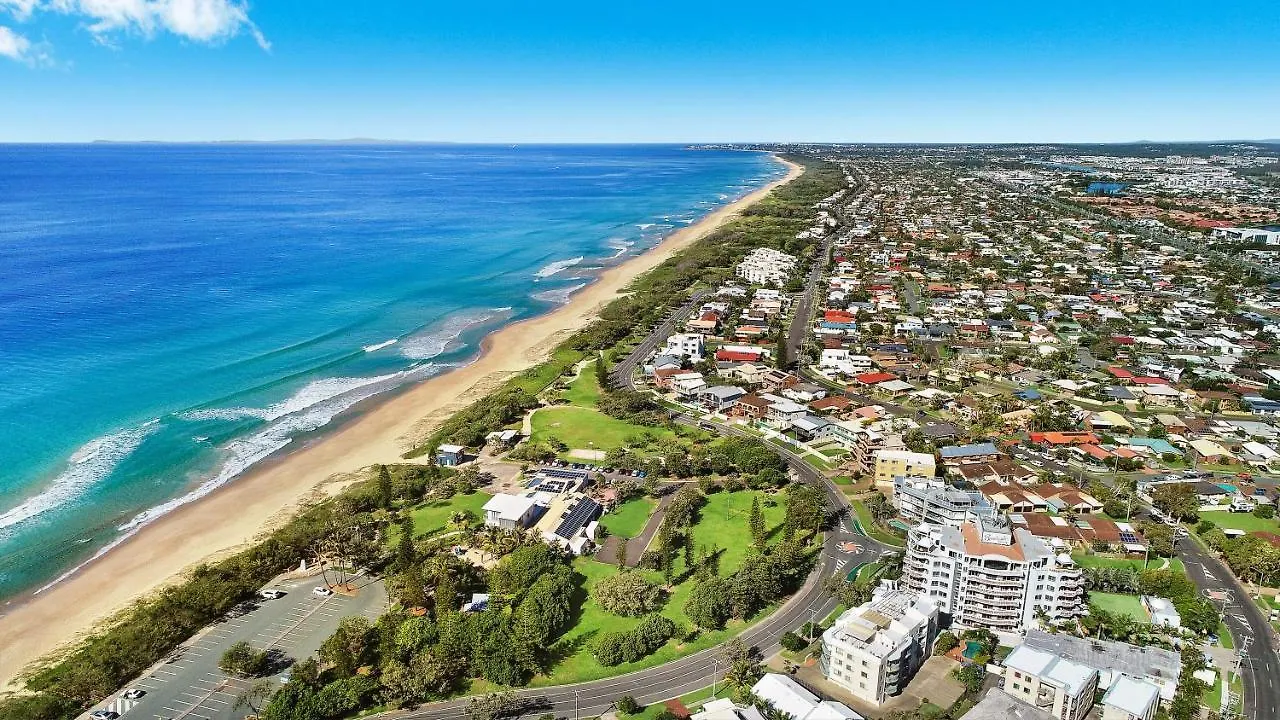 Beachside Resort Kawana Waters Buddina