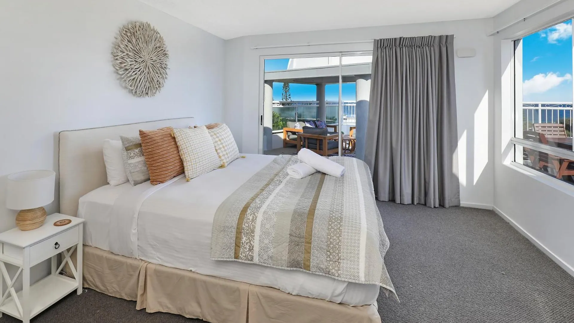 Beachside Resort Kawana Waters Buddina Australia